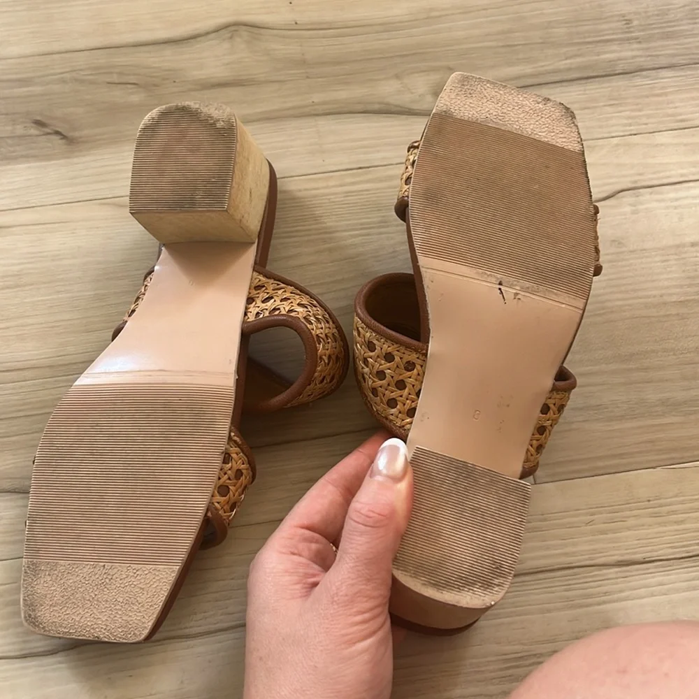 Inne Leather Sandals - Picture 3 of 3